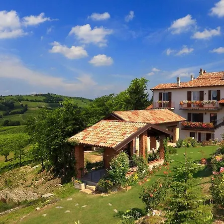 La Casa Del Sole Oda ve Kahvaltı Golferenzo