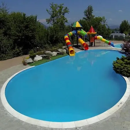 La Casa Del Sole Camping *